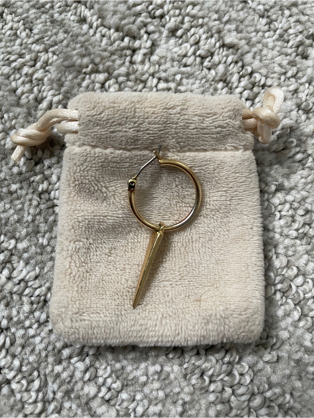 Uncommon James Sharp Shooter Earring (single)